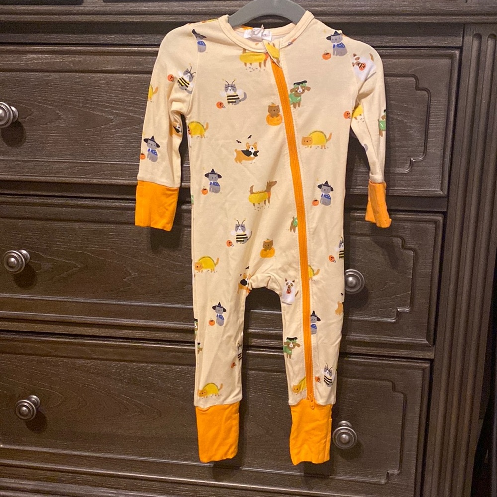 NWT Angel Dear Halloween outfit